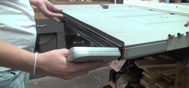 damaged steel door repair Valle Vista